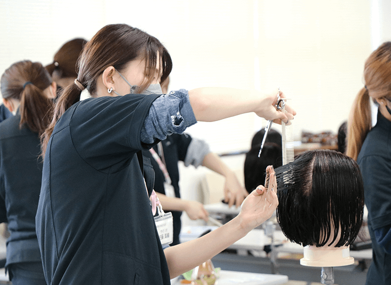 ヘアデザイン専攻 | YIC京都ビューティ専門学校